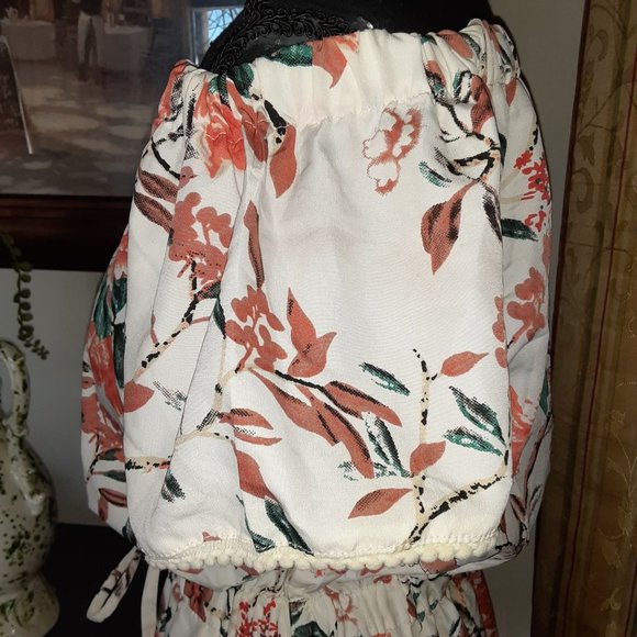 Stylehouse Off the Shoulder Floral Mini Dress w/ pockets Size Small - Picture 10 of 15
